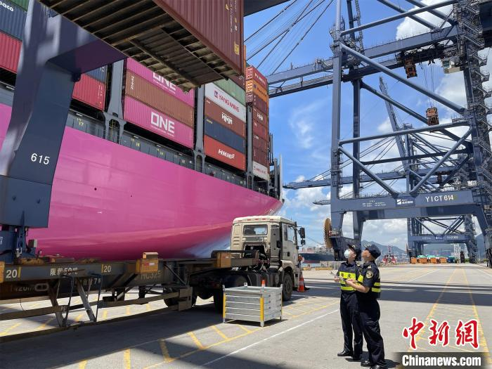 广东对共建“一带一路”国家进出口十年间增长56.3%