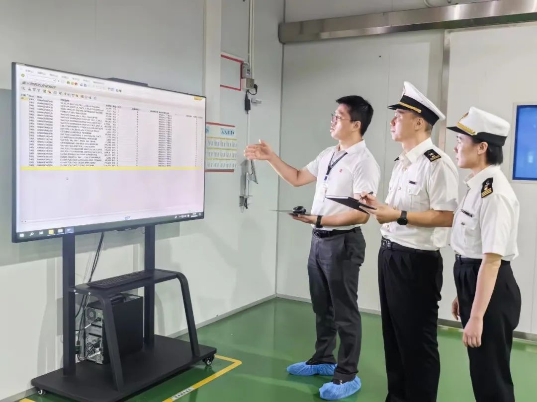 深圳海关关员调研ERP对接企业，助力加工贸易企业降本增效